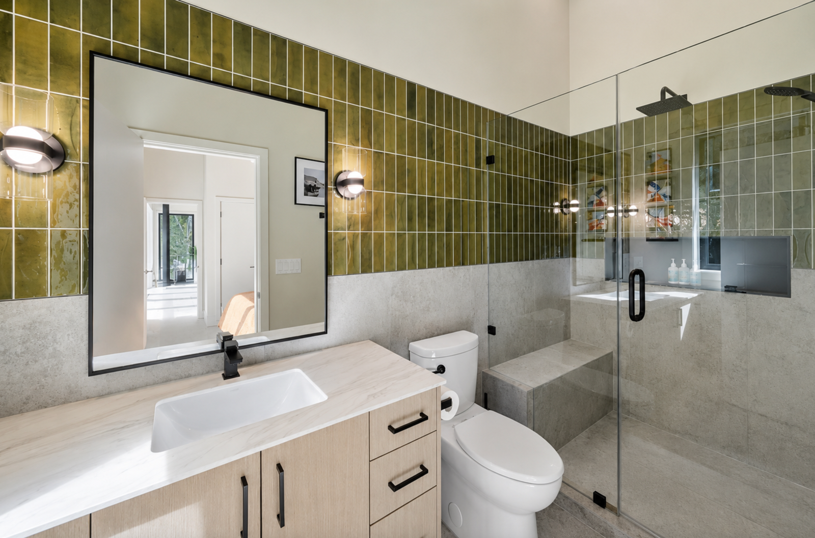Main-Bathroom